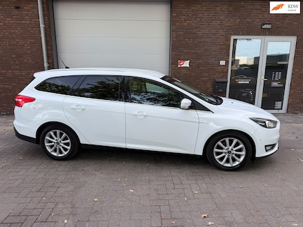 Ford Focus 0