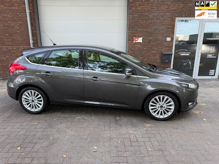 Ford Focus 0