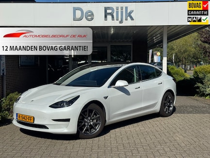 Tesla Model 3 0