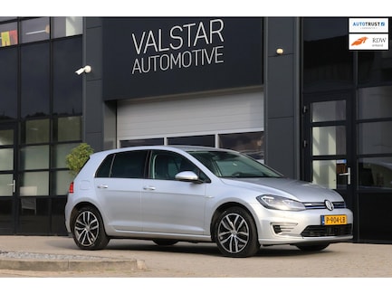 Volkswagen E-Golf 0