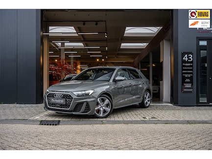 Audi A1 0
