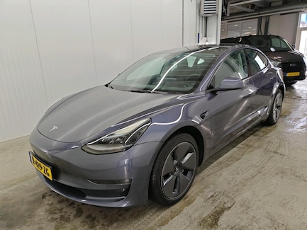 Tesla Model 3 0