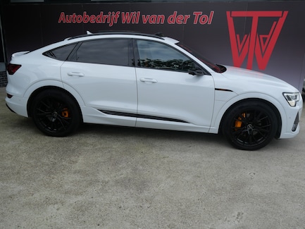 Audi e-tron Sportback 0