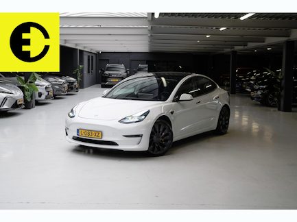 Tesla Model 3 0