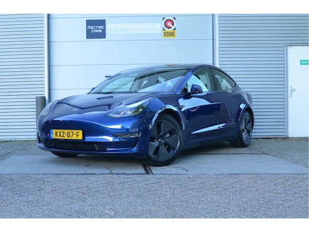 Tesla Model 3 0