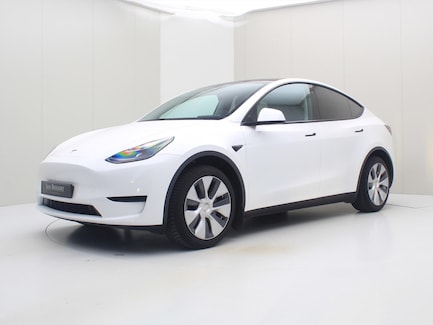 Tesla Model Y 0