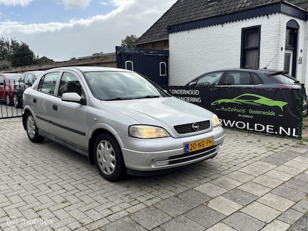 Opel Astra 0