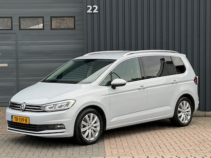Volkswagen Touran 0