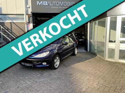 Peugeot 206 0