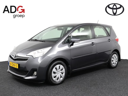 Toyota Verso-S 0