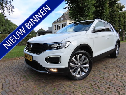 Volkswagen T-Roc 0