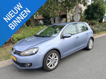 Volkswagen Golf 0
