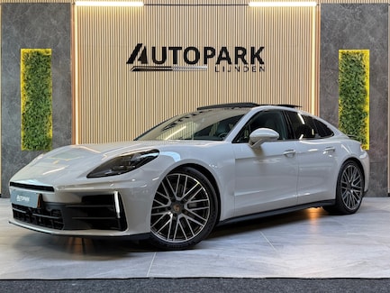 Porsche Panamera 0