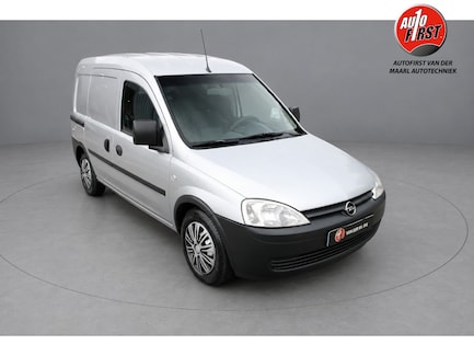 Opel Combo 0