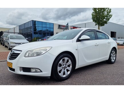 Opel Insignia 0