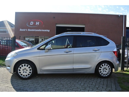 Honda FR-V 0