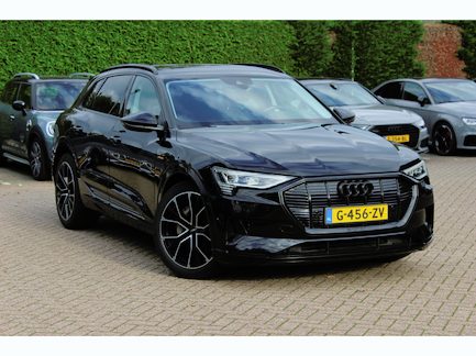 Audi E-tron 0