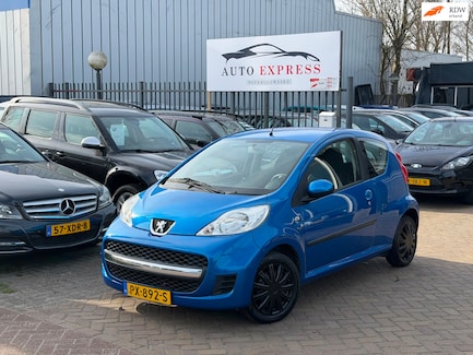 Peugeot 107 0