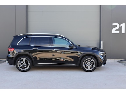 Mercedes-Benz GLB 0