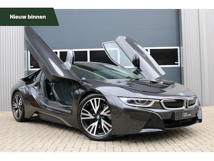 BMW i8 0