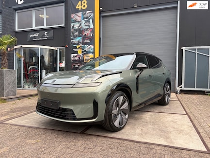 Lynk & Co 08 0