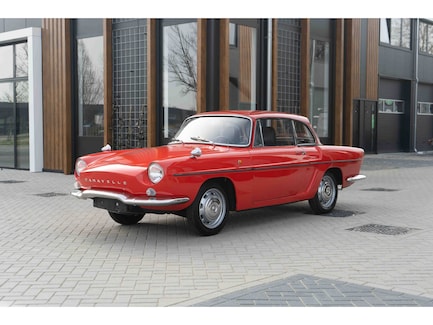 Renault Caravelle 0