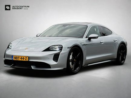 Porsche Taycan 0