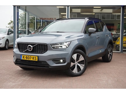 Volvo XC40 0