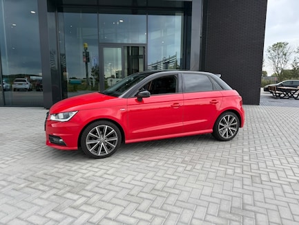 Audi A1 0