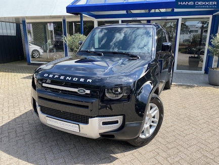 Land Rover Defender 0