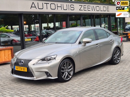 Lexus IS 0