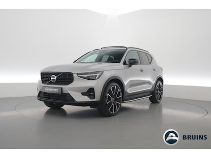 Volvo XC40 0