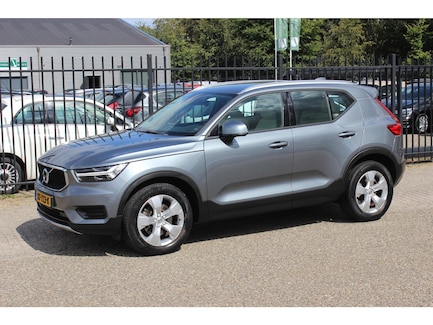 Volvo XC40 0