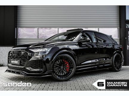 Audi RS Q8 0