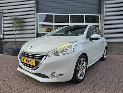 Peugeot 208 0