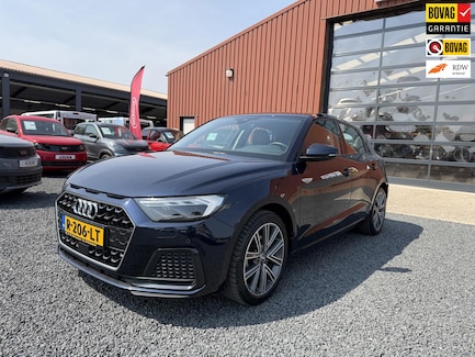 Audi A1 0