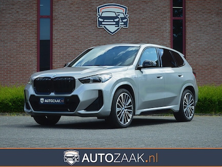 BMW iX1 0