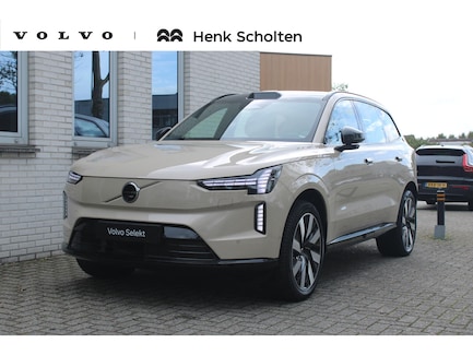 Volvo EX90 0