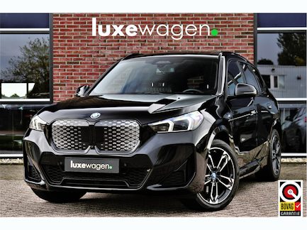 BMW iX1 0
