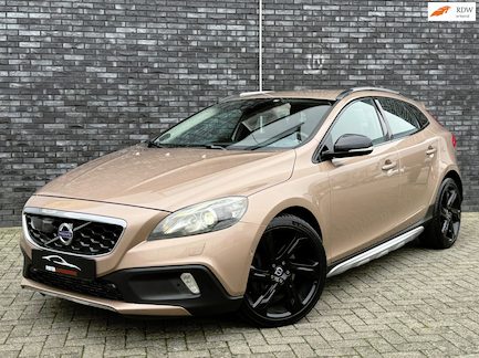 Volvo V40 Cross Country 0
