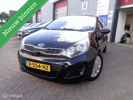 Kia Rio 0