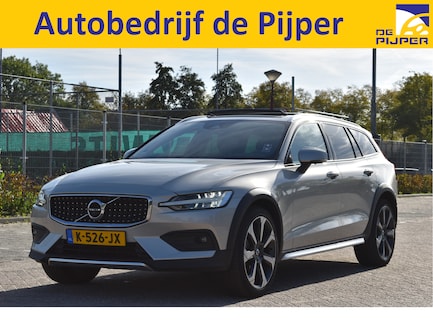 Volvo V60 Cross Country 0