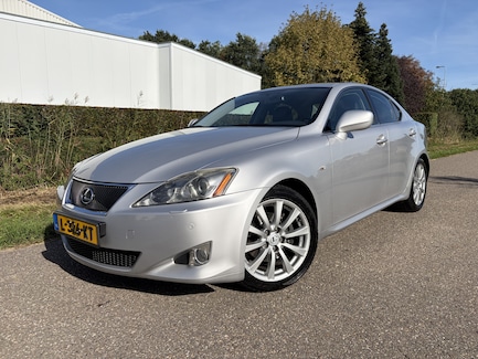 Lexus IS 0