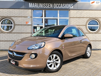Opel Adam 0