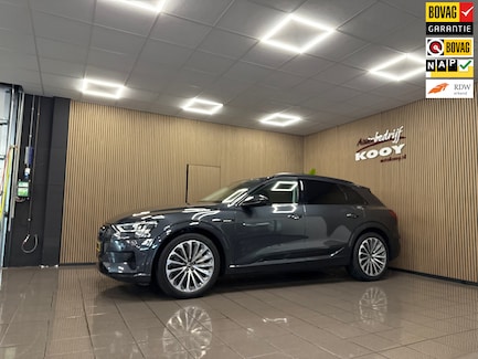 Audi E-tron 0