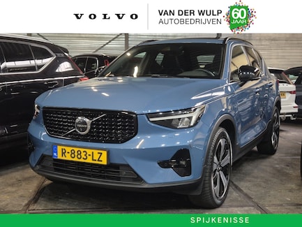 Volvo XC40 0
