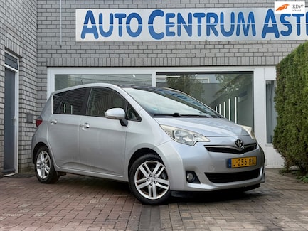 Toyota Verso-S 0
