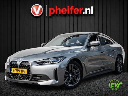 BMW i4 0