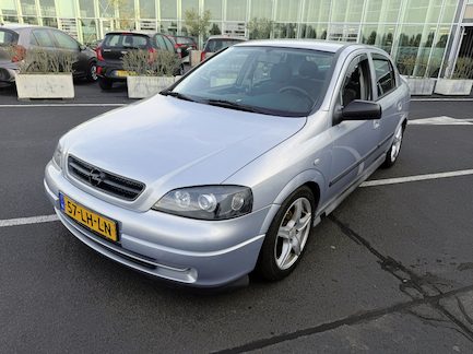 Opel Astra 0