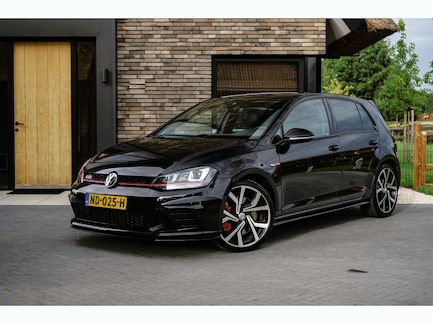 Volkswagen Golf 0